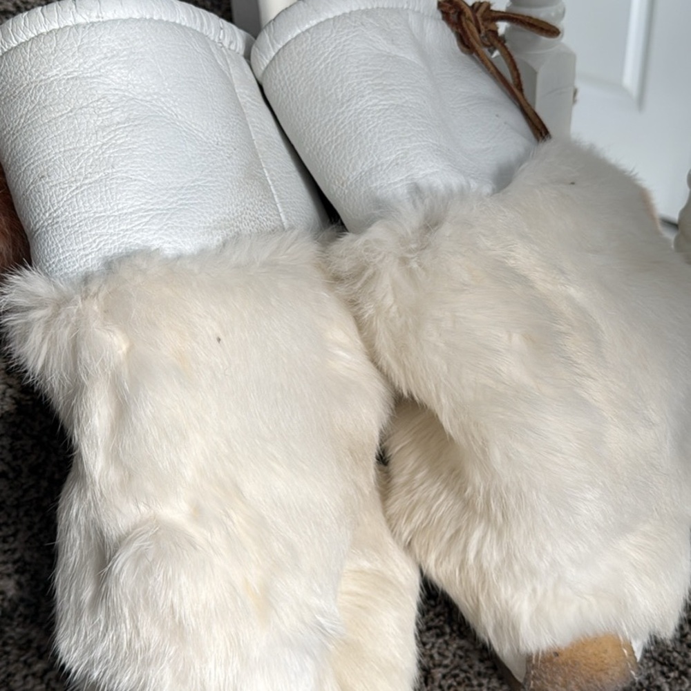 Women's Winter Fur Boots - Picture 4 of 4